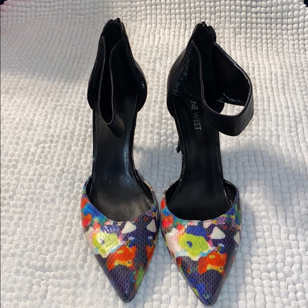 Multicolored heels